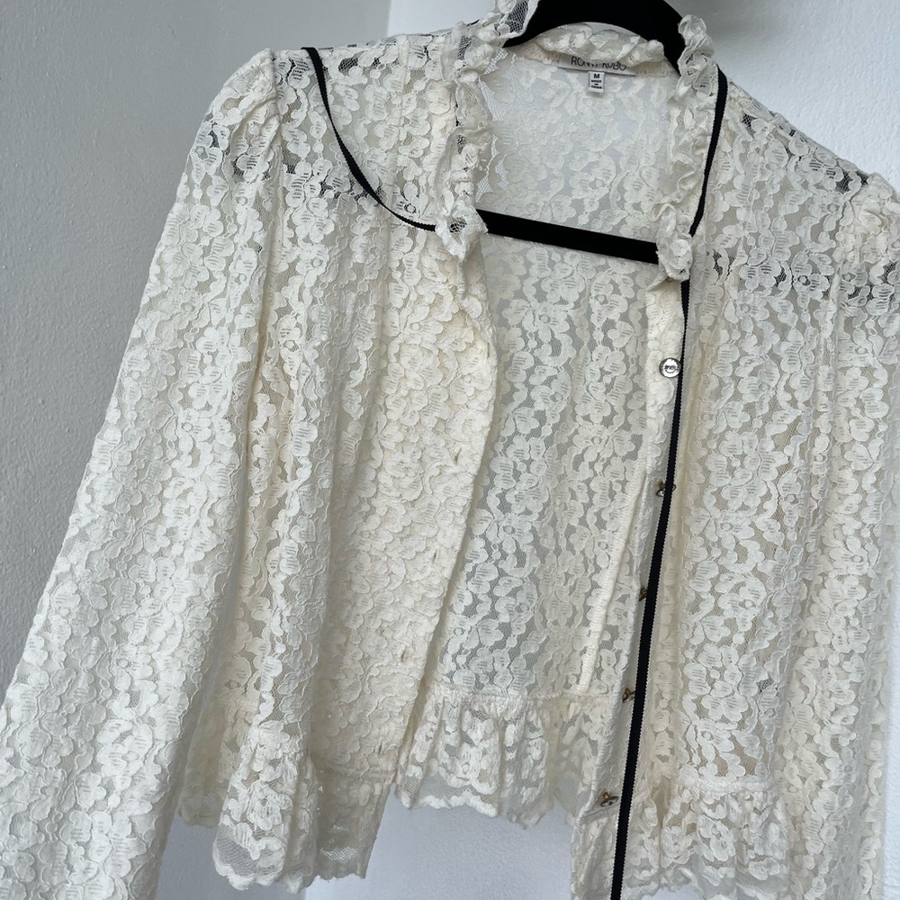 Ronny Kobo Chantilly Lace Blouse Size Medium Runs Small